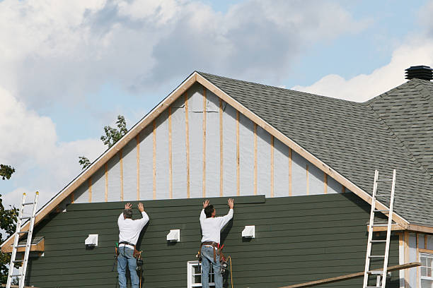 Professional Siding Installation technician working in Castle Rock, CO